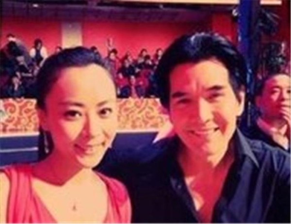 她们是亲姐妹却鲜有人知, 姐姐人美却不火, 妹妹成实力派演员