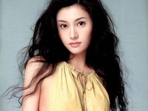 一张照片看面相之李嘉欣
