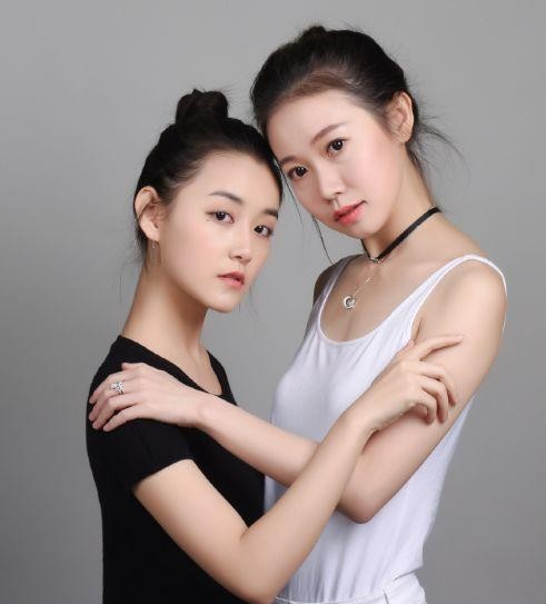 有种“偏心遗传”叫蒋依依，上帝吻了妹妹脸，却给姐姐身材开了窗