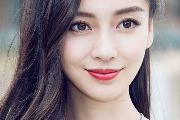 angelababy是哪里人 黄晓明这次真正的回应了两个人离婚的传闻