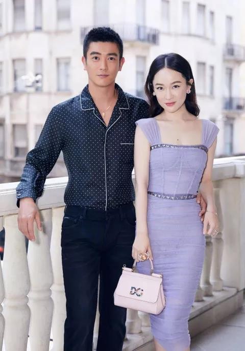 4、杜江霍思燕，杜江和霍思燕如今是圈内最让人羡慕的明星夫妻，让人没想到的是两人结婚5年还没办过婚礼，这在娱乐圈中并不多见，但是看到他们过得如此幸福的时候，小编忽然觉得婚礼真的变得不重要了。霍思燕从怀孕开始，杜江就对她照顾得无微不至，陪她逛街，陪她各种买买买，这样的婚姻状态大概是所有女人都想要的吧！