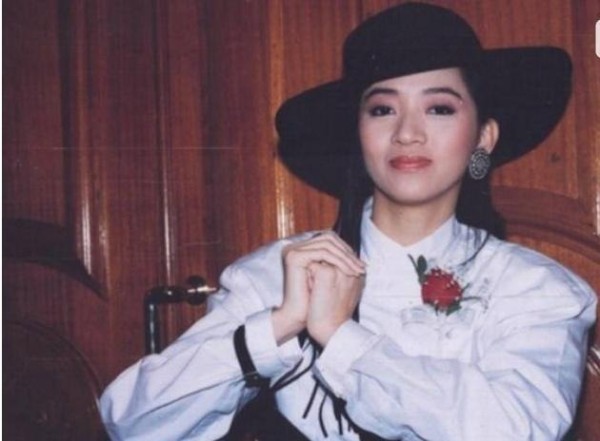 被家人坑惨的明星：梅艳芳母亲贪得无厌，张卫健有不争气的弟弟