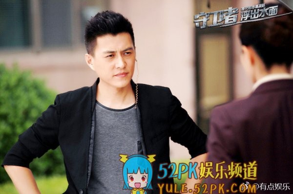 靳东回应人设崩塌 网友：靳东难道不是靠演技吃饭的吗
