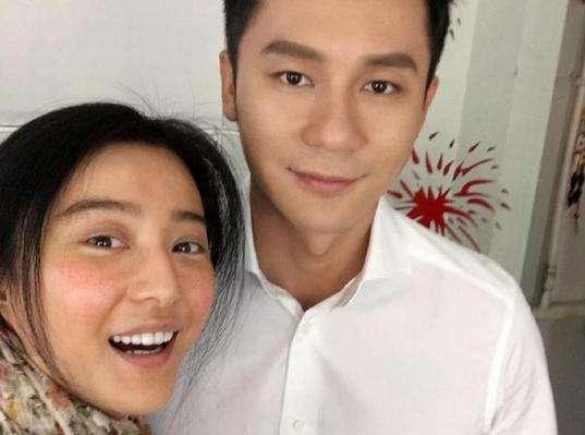 李晨被拍到与岳母见面，透露婚姻状况后，网友：果然又是这样