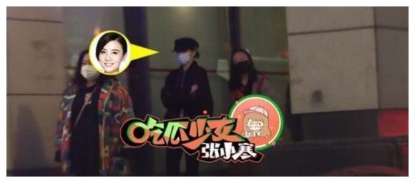 宋佳深夜带男友和朋友聚会，男友为知名音乐人，两人互动超甜蜜