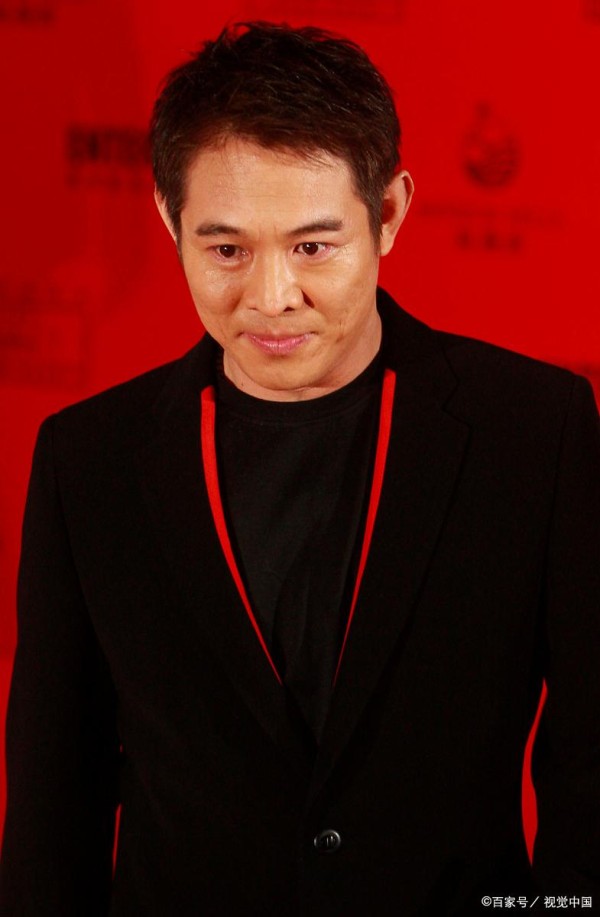 传承与亲情：李连杰与向佐一家的深厚情谊