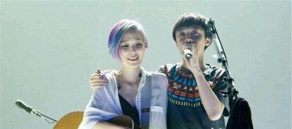 吴青峰对于张悬事件 张悬为什么退出歌坛与他有关