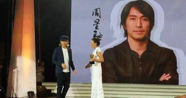 向太太陈岚晒幸福，周星驰得奖，难得一次不黑星爷了