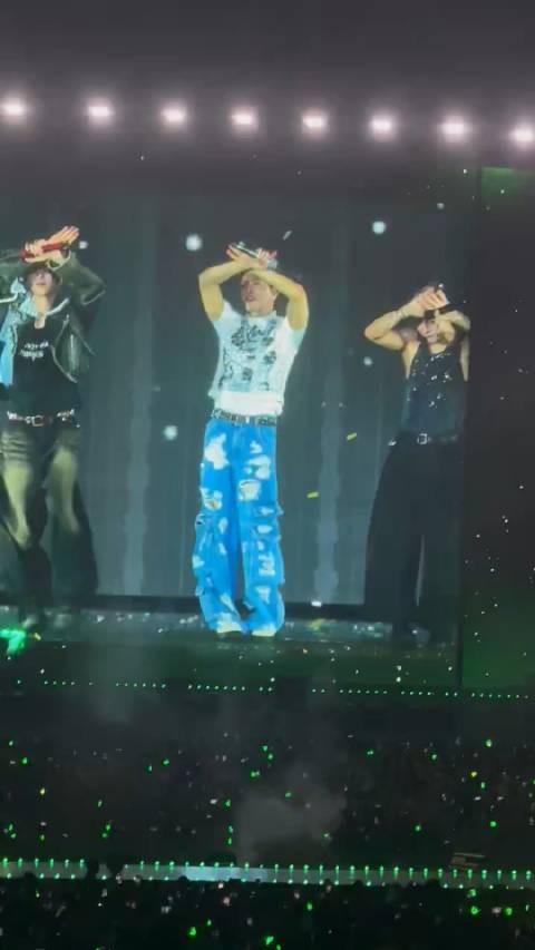 成员们一起cha小恩新歌 cr.dear_mr_got7
