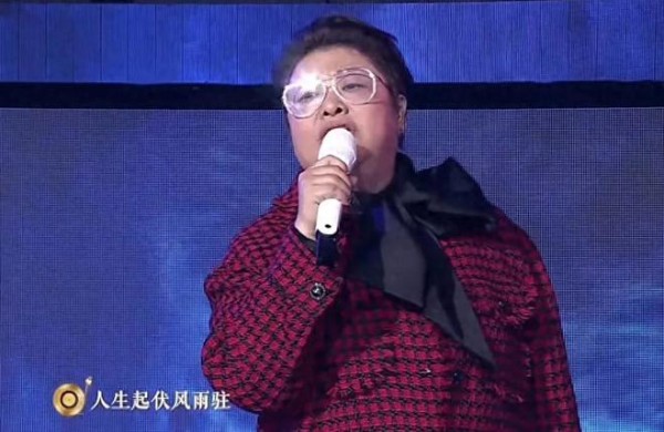 韩红线上演唱会大获成功！观看超1500万，关闭打赏与老薛连麦