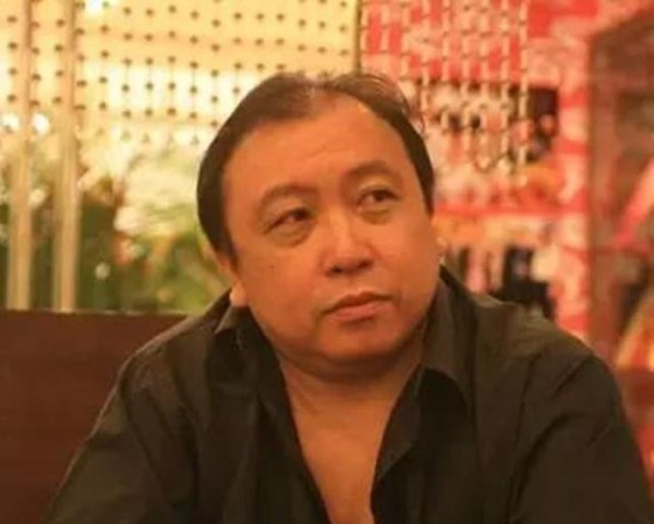 邱淑贞曾跟王晶在一起，很多人不理解，长大以后才知道这有多现实