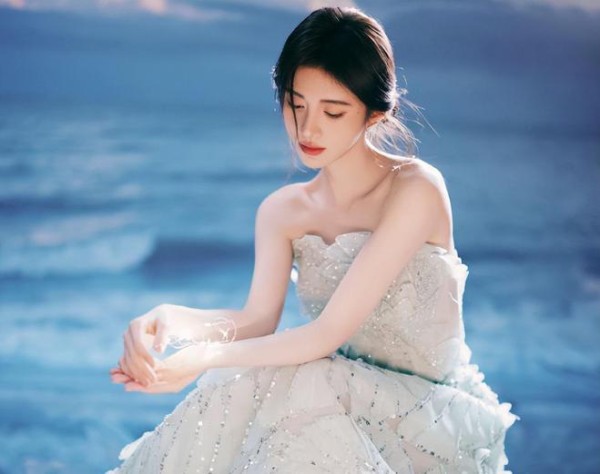 鞠婧祎丝芭传媒互撕结局难堪：公司起诉艺人违约，遭反诉伪造欺诈