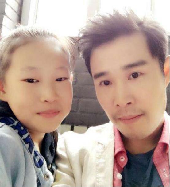 盘点长相随爸爸的明星女儿，被坑的最惨的竟是她！