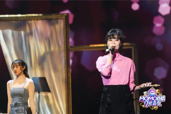MOMO直播17惊喜夜亮相深圳 明星主播共享娱乐盛宴