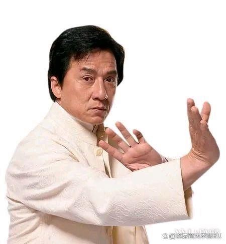 成龙71岁美国庆生：师徒情深温暖人心。引发关注！