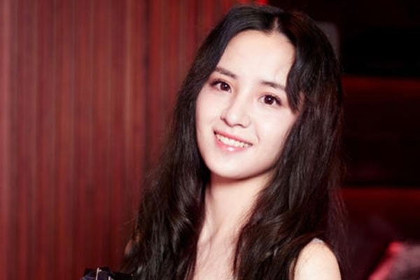 蒋依依赵露思怎么认识 同框的她们何止是美颜