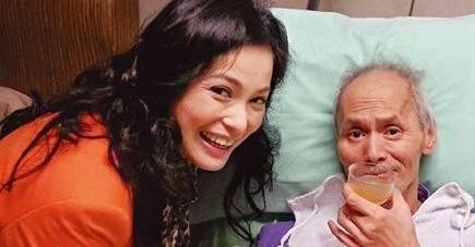 他瘫痪在床无人照顾却不忘慈善，让多少明星汗颜