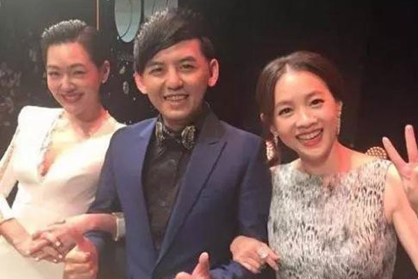 曾宝仪和小s和解了 明明插足别人还弄得一副大义凛然