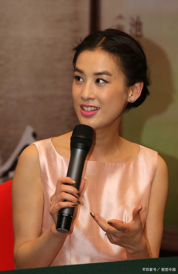 杨子黄圣依婚姻告急：回门宴上的“彻底分开”