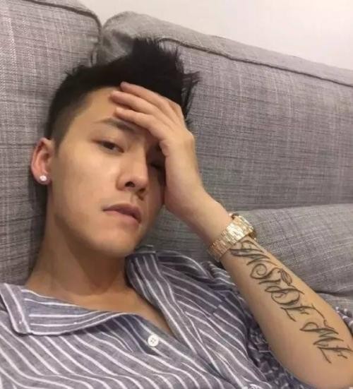 陈伟霆《向往的生活》路边摊吃面暴露人品？陈伟霆真实人品大揭秘