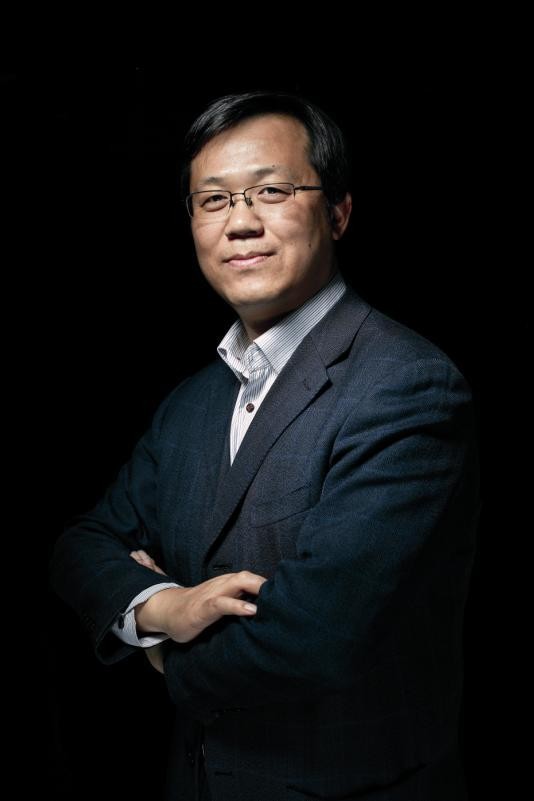 卓伟最新爆料S姓N姓出轨明星，底下网友的评论猜测上了热搜！