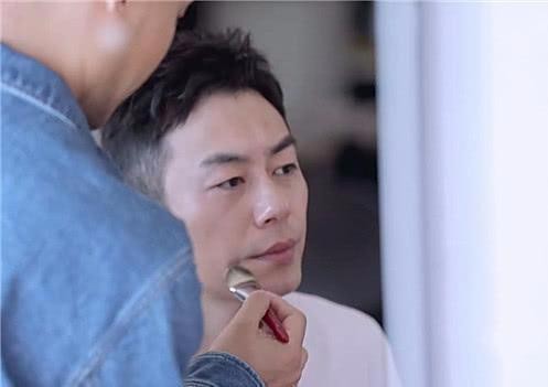 明星的化妆师有多强？看到朱亚文妆前妆后的对比，膜拜了！