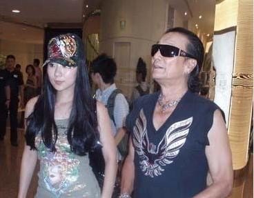 这些恩爱的的明星夫妻，年龄居然相差这么多，娱乐圈的爱情你懂吗