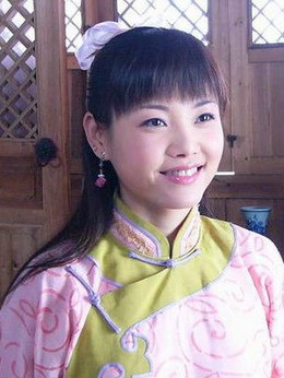 薄小文(戴娆饰演)
