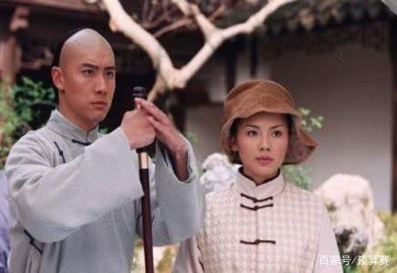 明星界的亲姐弟，两人出路各不相同，这让人很是费解其中的原因