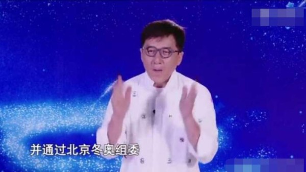 央视开学第一课最大争议并不在广告，而是邀请了一众“娘炮”明星