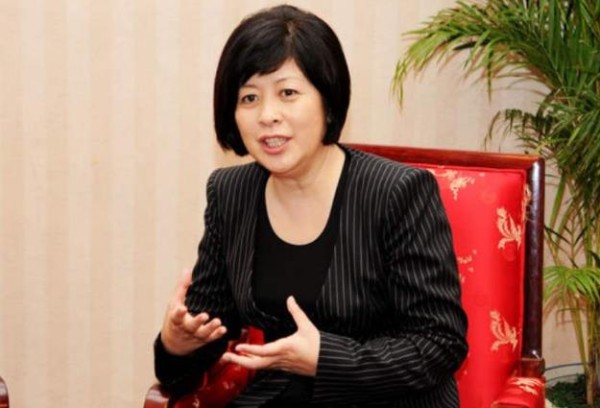 李小婉个人资料简介：李小婉捧红的艺人有哪些