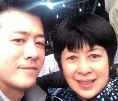 李小婉个人资料简介：李小婉捧红的艺人有哪些
