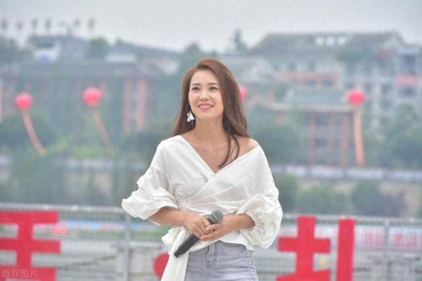 看到刀郎演唱会上云朵的缺席，才理解小沈阳演唱会上讲的那句话
