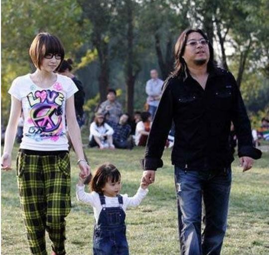 娱乐圈6对明星“老夫少妻”，三对夫妻已经离婚了！真的幸福吗？