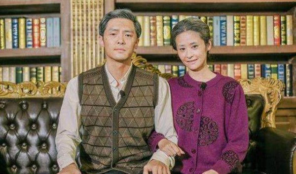 4对明星夫妻的老年妆，老了还是帅哥靓女啊！