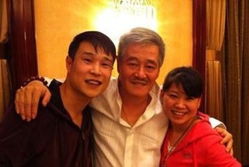 赵本山和小沈阳为什么没有联系了 生活中一点也不善言辞