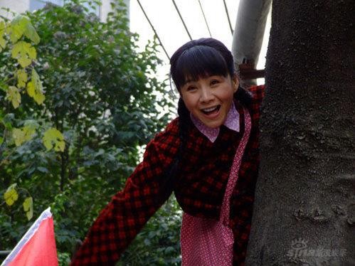 北何琳PK南赵薇明星班搅热荧屏开年大戏(组图)