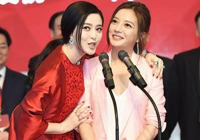 两人几乎同时出道，如今赵薇夫妇出事，网友：范冰冰比她更有操守