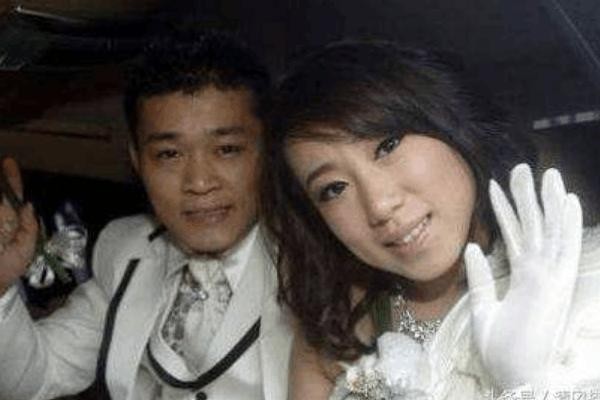 丫蛋离婚后和前夫同台, 自曝婚内分居四年, 再见亦是朋友