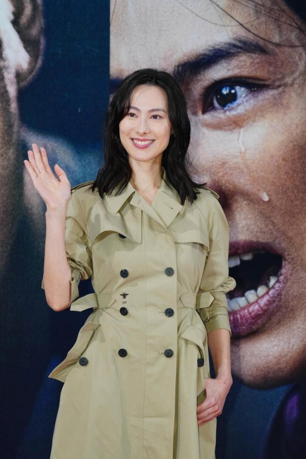 梁洛施自曝会骂儿子！揭四母子私下真实相处状态，14岁长子精英范