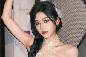 王奕