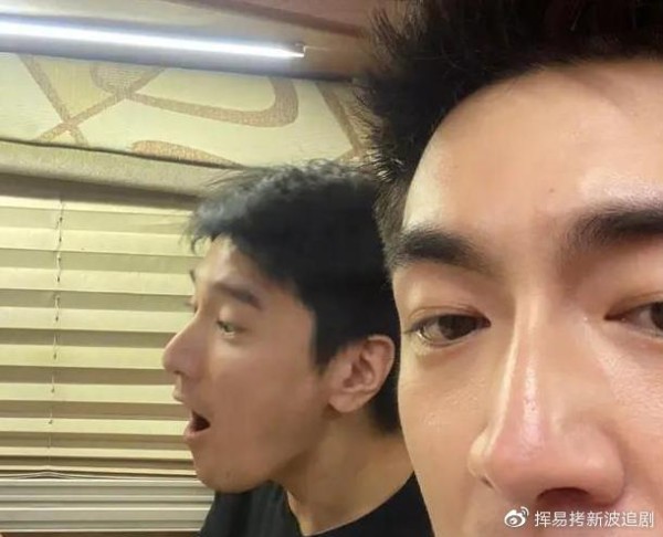 什么不朽的友谊？赵又廷来自探班林更新，在吐槽中太难看了