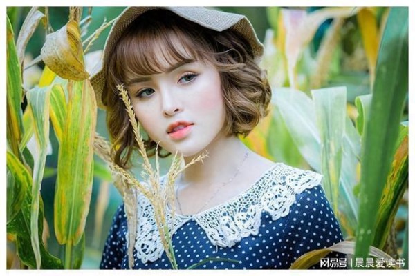 男女间聊出这三种感觉，便是到了越界的边缘，注意一点吧