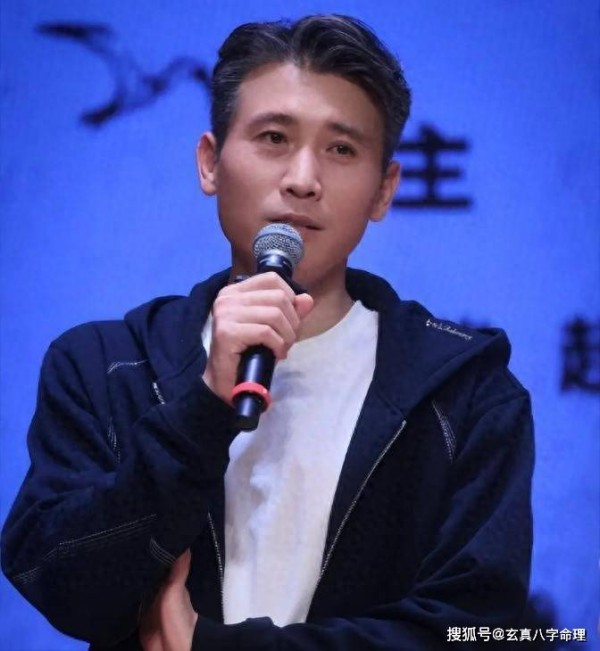 李乃文的 叔圈 传奇与隐秘爱情，隐藏多年的妻子终曝光，背后故事超震撼