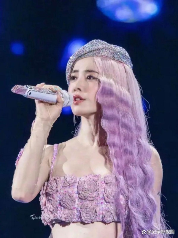 盘点再婚很幸福的10位女明星，你最羡慕谁？
