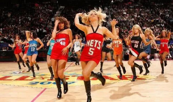 NBA为何禁止球员与啦啦队谈恋爱？知道真相保证让你脸红心跳