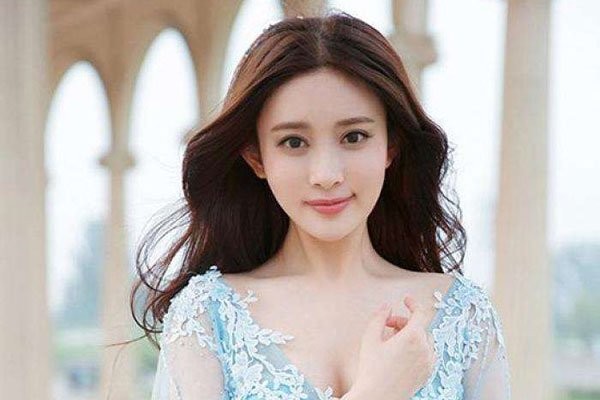 孟子义为什么招黑 人品差脾气大还做假脸有人喜欢才怪