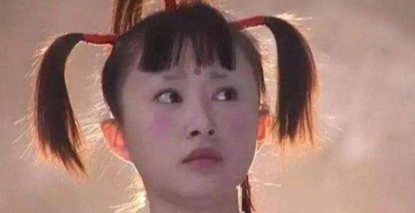 韩国女星郑秀晶造型四大妈？再来看看国内演员的囧图