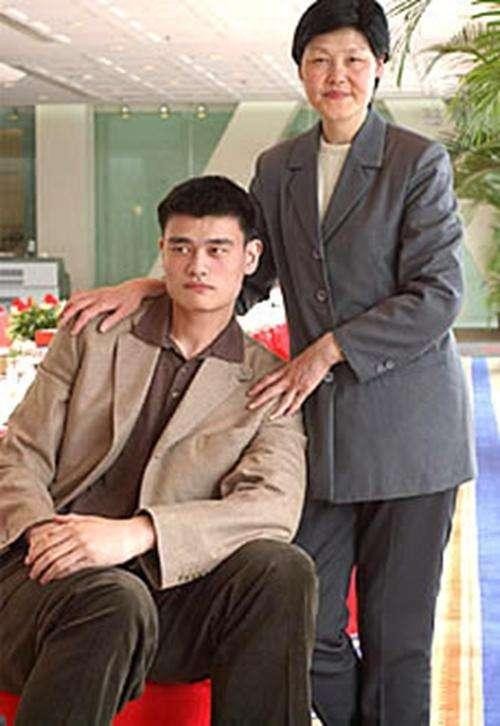 中国体坛十大星妈, 朱婷母亲最接地气, 孙杨母亲脾气最火爆