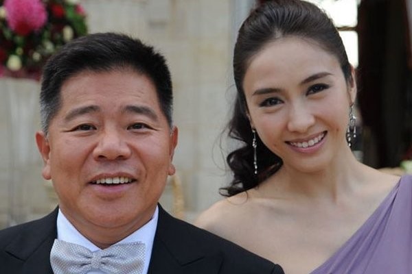 郑伊健和黎姿交往过吗 能看出来她的富豪老公一定很疼爱她